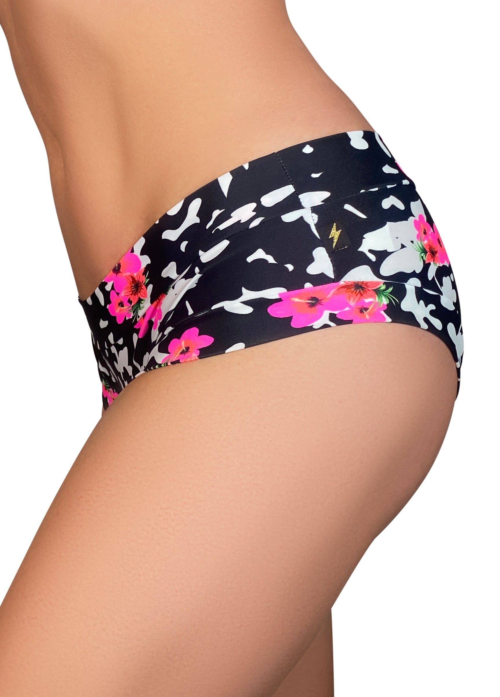 Cleo The Hurricane Hot Pants End of Summer Hot Pants