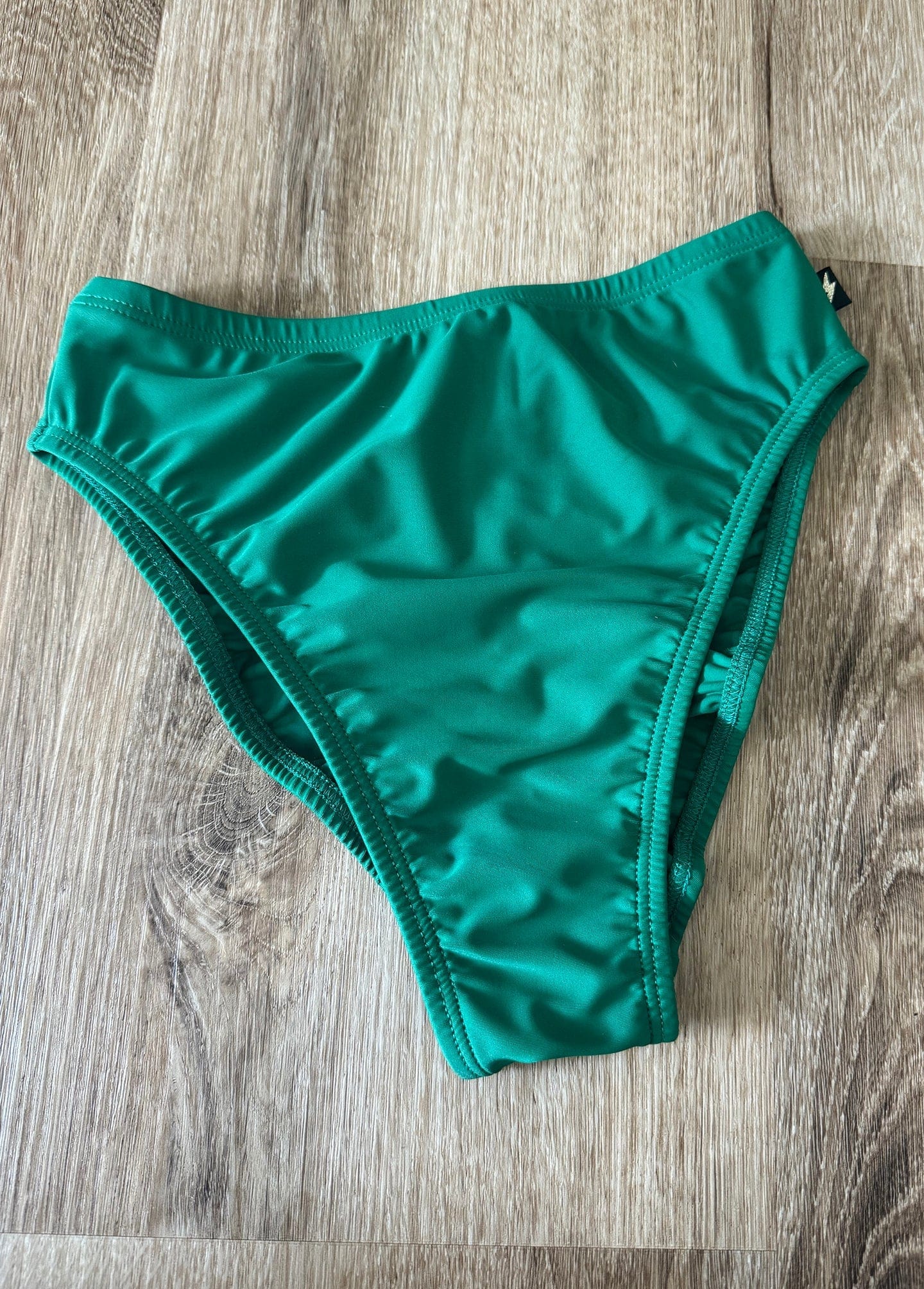 Cleo The Hurricane Hot Pants Essential High Rider Hot Pants