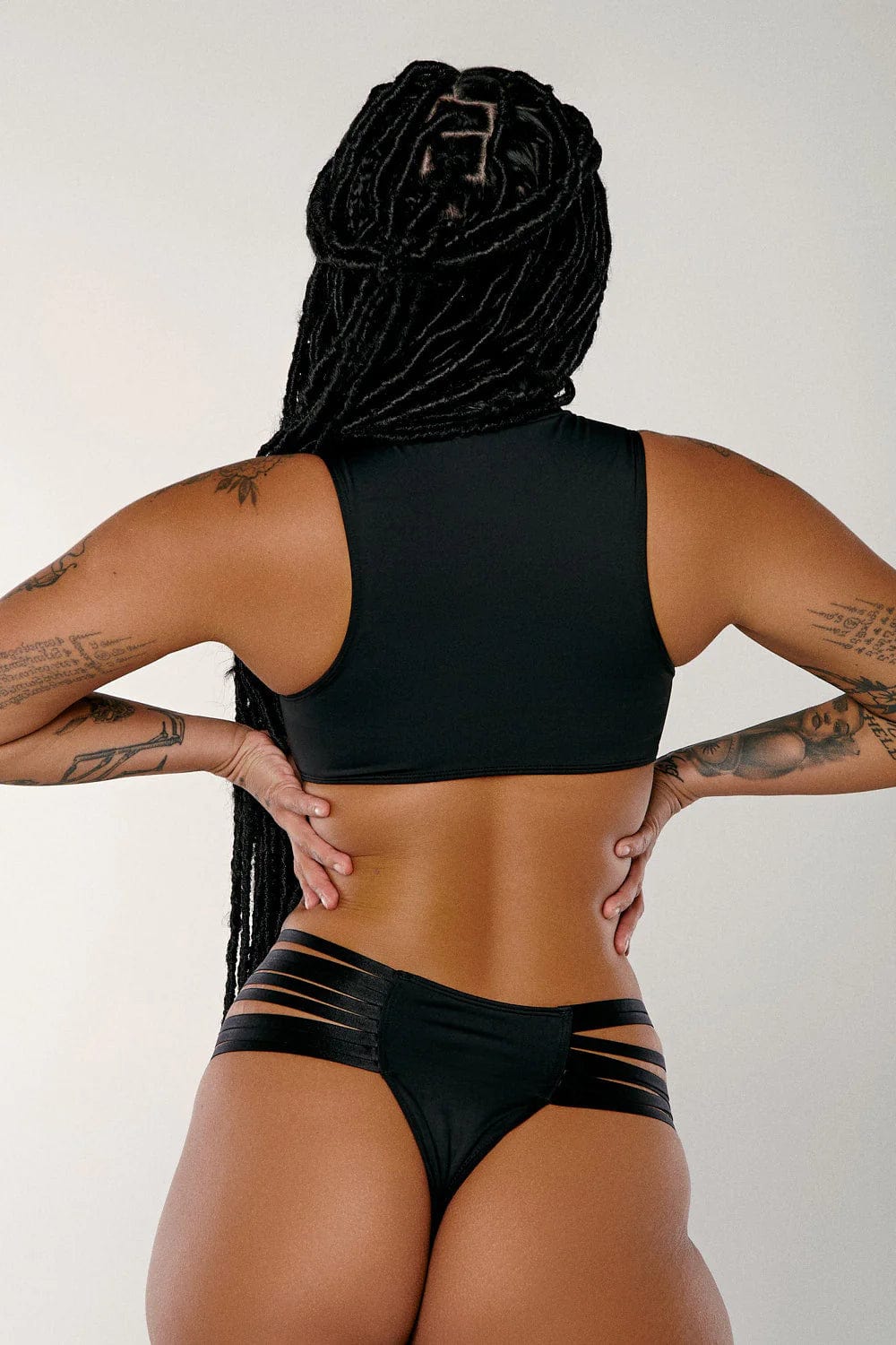 Creatures of XIX Tops Dopamine Garter Top-Black