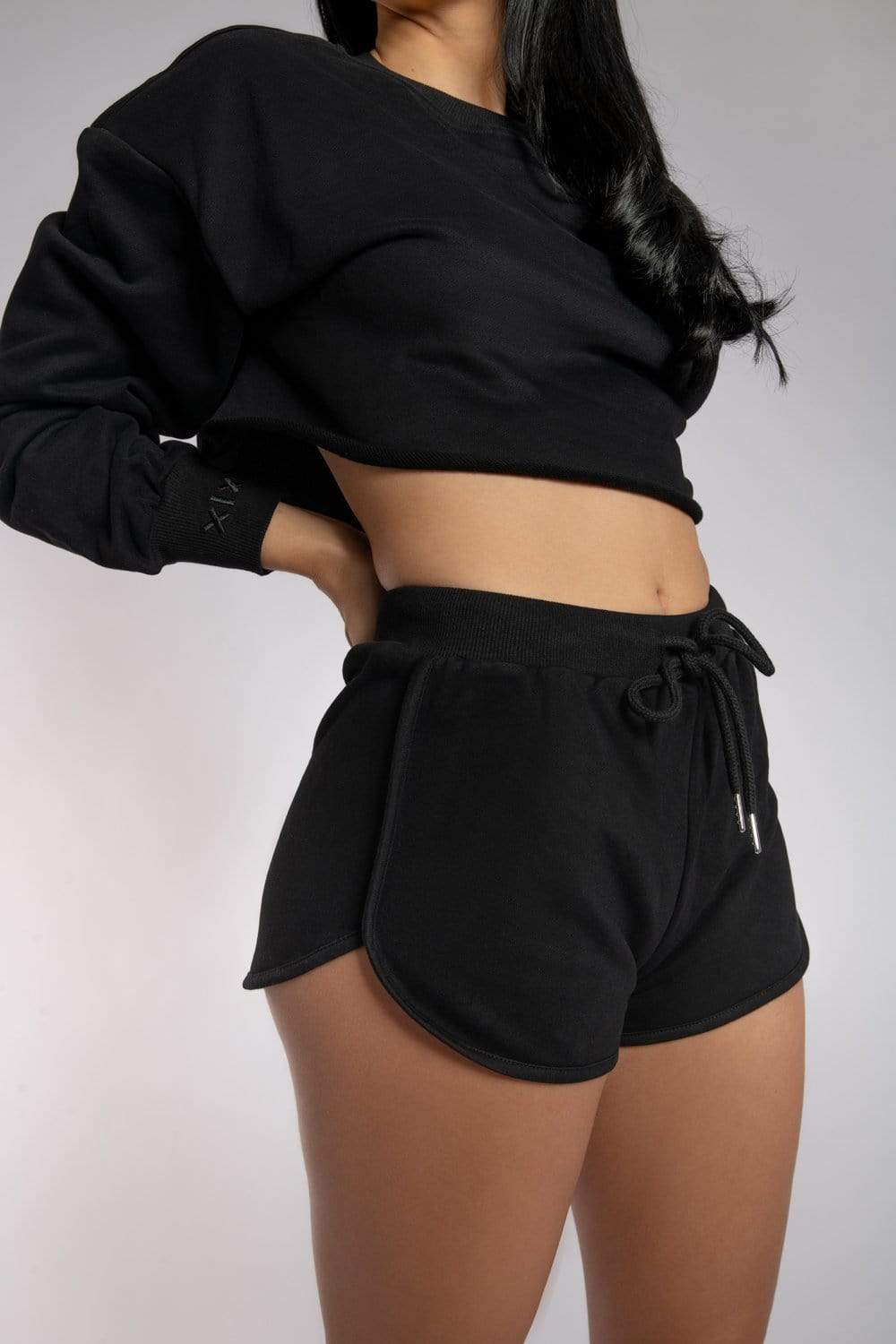 Creatures of XIX Tops Oversized Cropped Jumper - Black